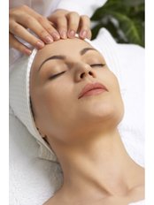 Natural Facelift Massage - Acupuncture Norwich @ The Skin Lounge