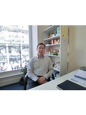 Dr Xiang Peng Meng - Practice Therapist at Meridian Chinese Medicine Clinic
