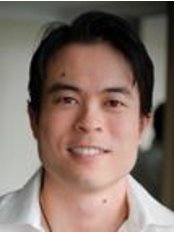 Dr Lawrence Yuen - Surgeon at Hillswest