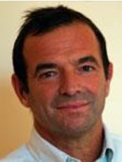 Prof Guy-Bernard Cadière -  at Clinique du Poids Idéal  Brussels Weight Loss Center
