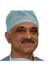 Dr Vidur Jyoti - Principal Surgeon at Laparoscopic Surgery by Dr. Jyoti - Columbia Asia Hospital