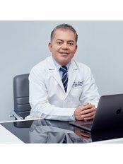 Dr Jesus Martín Lopez - Surgeon at Ready4achange - VIDA Hospital