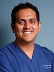 Dr Francisco Zavalza - Principal Surgeon at Bariatric Surgery 4 Health