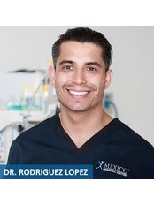 Dr Rodriguez Lopez - Surgeon at Mexico Bariatric Center
