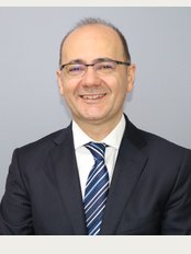 UNICLINIC ISTANBUL - Prof. Dr. Hakan Yanar