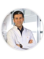 Dr Hüseyin D - Ophthalmologist at SAM Patient Services
