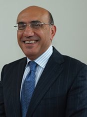 Dr Adel Soliman - Aesthetic Medicine Physician at La Sante Medi Spa