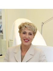 Dr Ingrid Tall MBBS, FRACGP, GRAD DIP COMN - Surgeon at Cosmetic Image Clinics