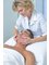Clear Complexions Skin Therapy - Clear Complexions Revitalizing Signature Facial 