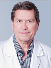 Dr Jacques Brunelle - Doctor at Clinique De Varices