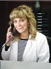Denise Mayrand - Receptionist at Clinique Médic-Ami