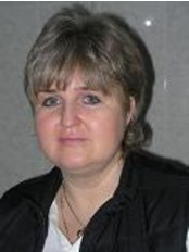 Dr Hana Komrsová - Doctor at Ústavu lékařství a kosmetiky