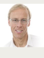 Dr. Med. Dirk Tschauder - Roseggerstrasse 53, Ottobrunn, D85521, 
