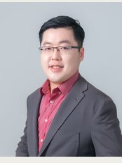 Dr Wee Clinic - DR WEE CHIAN CHUAN MBBS (AIMST), AAAM (USA), LCP in Aesthetic Practice (MOH), MSc in Healthy Aging, Medical Aesthetic & Regenerative Medicine (UCSI)