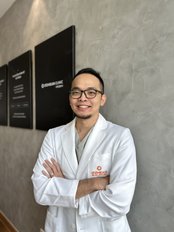 Dr Ho Foo Soon - Doctor at Ozhean Clinic