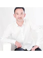 Dr Johnathan Armstrong - Aesthetic Medicine Physician at Jeunesse MedSpa®