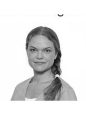 Dr Caroline Strandhagen - Doctor at Hud Klinikk