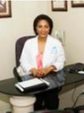 Dr Leticia Muñoz Buckner -  at Clinic Piel Dermatología Panamá