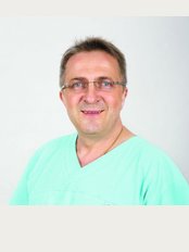 Dr n. Med. Krzysztof Jakubowski -Medycyna Estetyczna - ul. Okulickiego 76, Gab. 6A, Radom, 