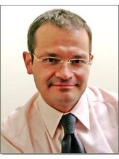 Dr Jaroslaw Leszczyszyn - Principal Surgeon at Secret Surgery Ltd- Poland