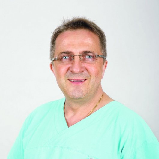 Dr n. Med. Krzysztof Jakubowski -Estell Medyczyna Estetyczna