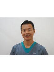 Dr Loo S. D. - Surgeon at A.D.S Clinic