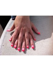 pink tip set of nails - Nails at E