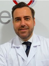 Dr Javier Cremades Aparicio - Dentist at IMDE - Instituto Madrileño de Dermatología y Estética