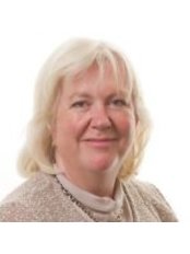 Dr Annette Bacon - Surgeon at The Chiltern Medical Clinic - Central Reading