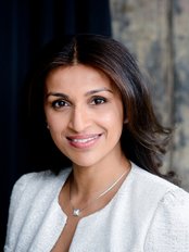 S-Thetics - Miss Sherina Balaratnam, surgeon and medical director of S-Thetics Clinic 