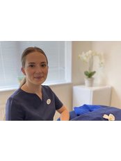 Miss Emma Evans - Nursing Assistant at Springwell Clinic