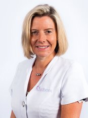 Dr Amanda Joyner - Principal Dentist at Stradbrook Skin Clinic