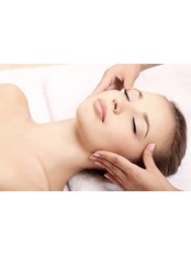 Indian Head Massage - HB Med Aesthtic Treatment Clinic
