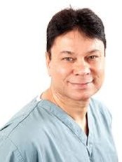 Dr Syed Mashhadi - Surgeon at Juvea Aesthetics