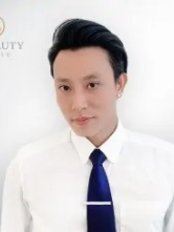 Dr Pang - Aesthetic Medicine Physician at Beauty and skincare clinic
