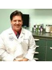 Dr Frank T. Armstrong - Dermatologist at Armstrong Dermatology and Skin Cancer Center - St. Petersburg