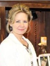 Mrs Misty Sanders - Nurse Clinician at Facial Rejuvenation FL