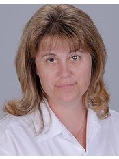 Dr Barbora Bábková - Ophthalmologist at RVmedCentrum- Hair Studio