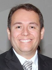 Dr Rodrigo Madrigal - Doctor at Dermatologica Culiacan - Rosarito