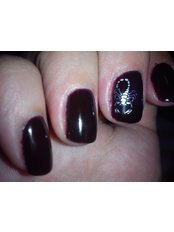 Manicure - Miss Sillanious
