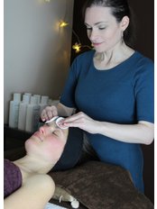 Miss Lucy Vardy -  at Moon and Stars Beauty Therapy