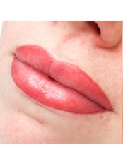 Semi-Permanent Makeup - Lips - DC Micropigmentation