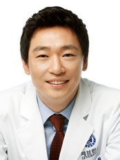 Dr Cholhee Park -  at Heal Pain Management Center-Bangbae