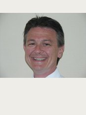 Amersham Chiropractic Clinic - Dr Michael B Gould BSc DC FRCC(ortho.) CCEP