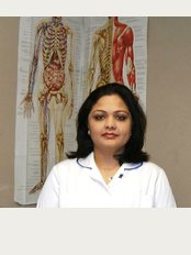 Naturally Us Chiropractic and Remedial Massage - Mayoori Patel 