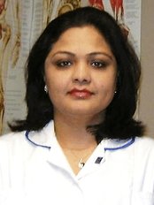 Naturally Us Chiropractic and Remedial Massage - Mayoori Patel  