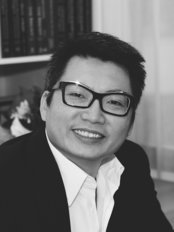 Dr Eddie Cheng - Surgeon at Brisbane Aesthetic and Plastic Surgery Centre