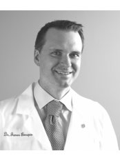 Dr James Bonaparte - Surgeon at Facial Surgery and Cosmetic Centre of Ottawa
