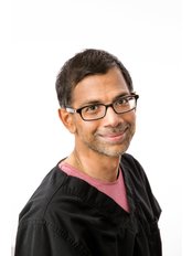 Dr Sachin Chitte - Surgeon at The Ottawa Clinic