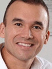 Dr Dario Felipe Cabello - Surgeon at Cirujanos Plasticos Dario Cabello